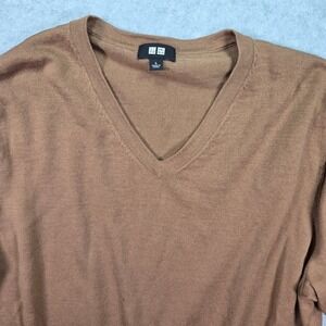 Uniqlo V-Neck Sweater Men Large Brown 100% Wool Knit Pullover 419189
